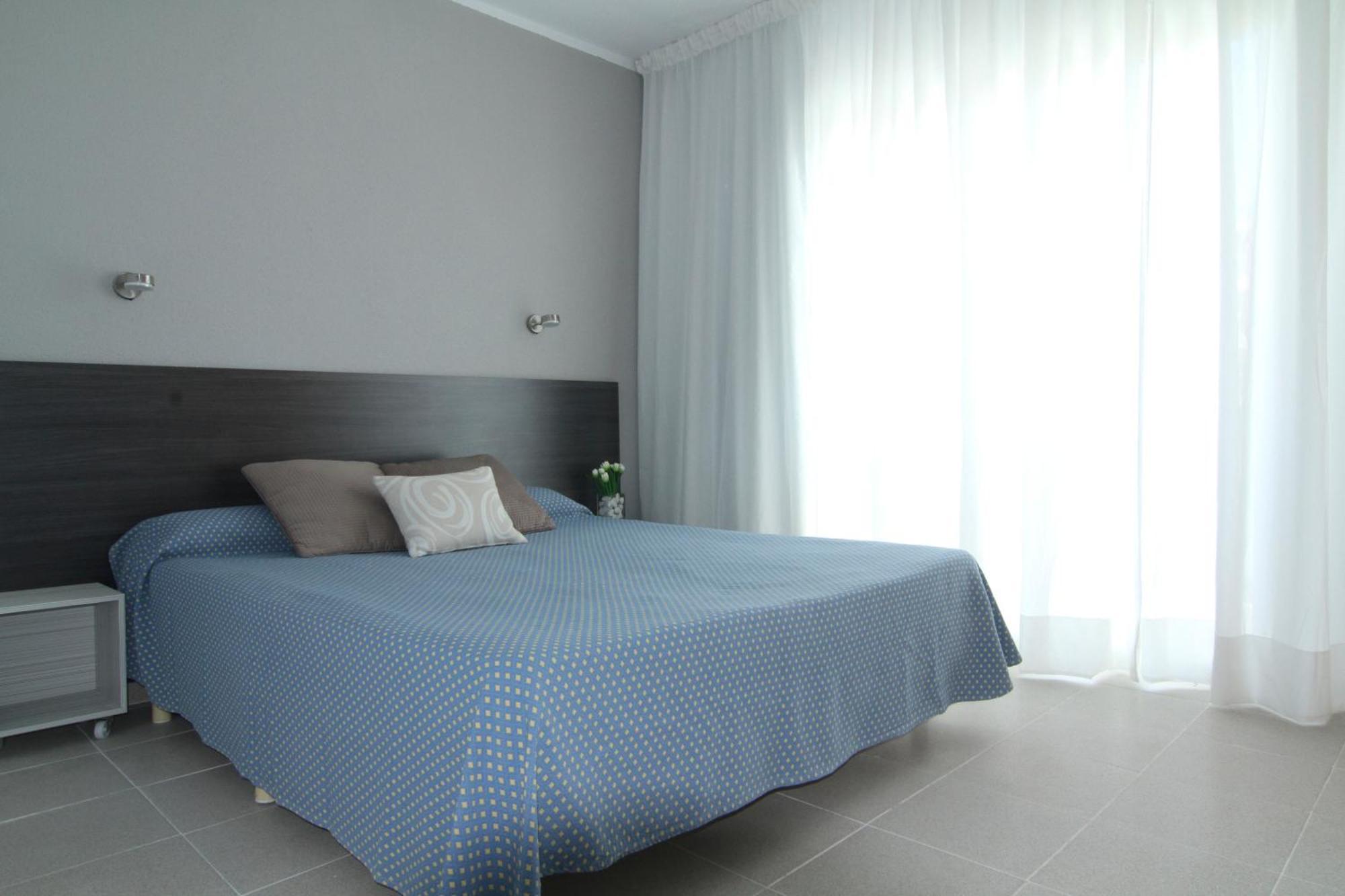 Hostal Tahiti Rs Salou Esterno foto