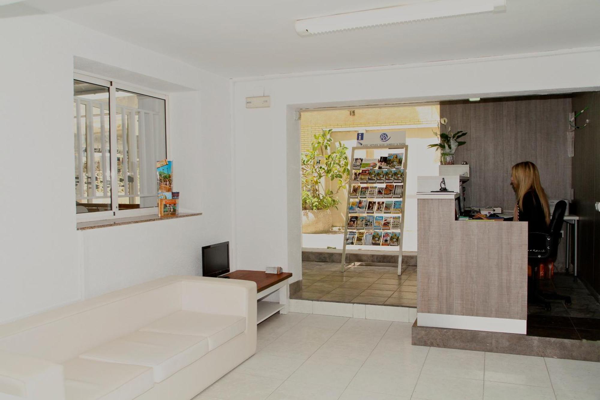 Hostal Tahiti Rs Salou Esterno foto