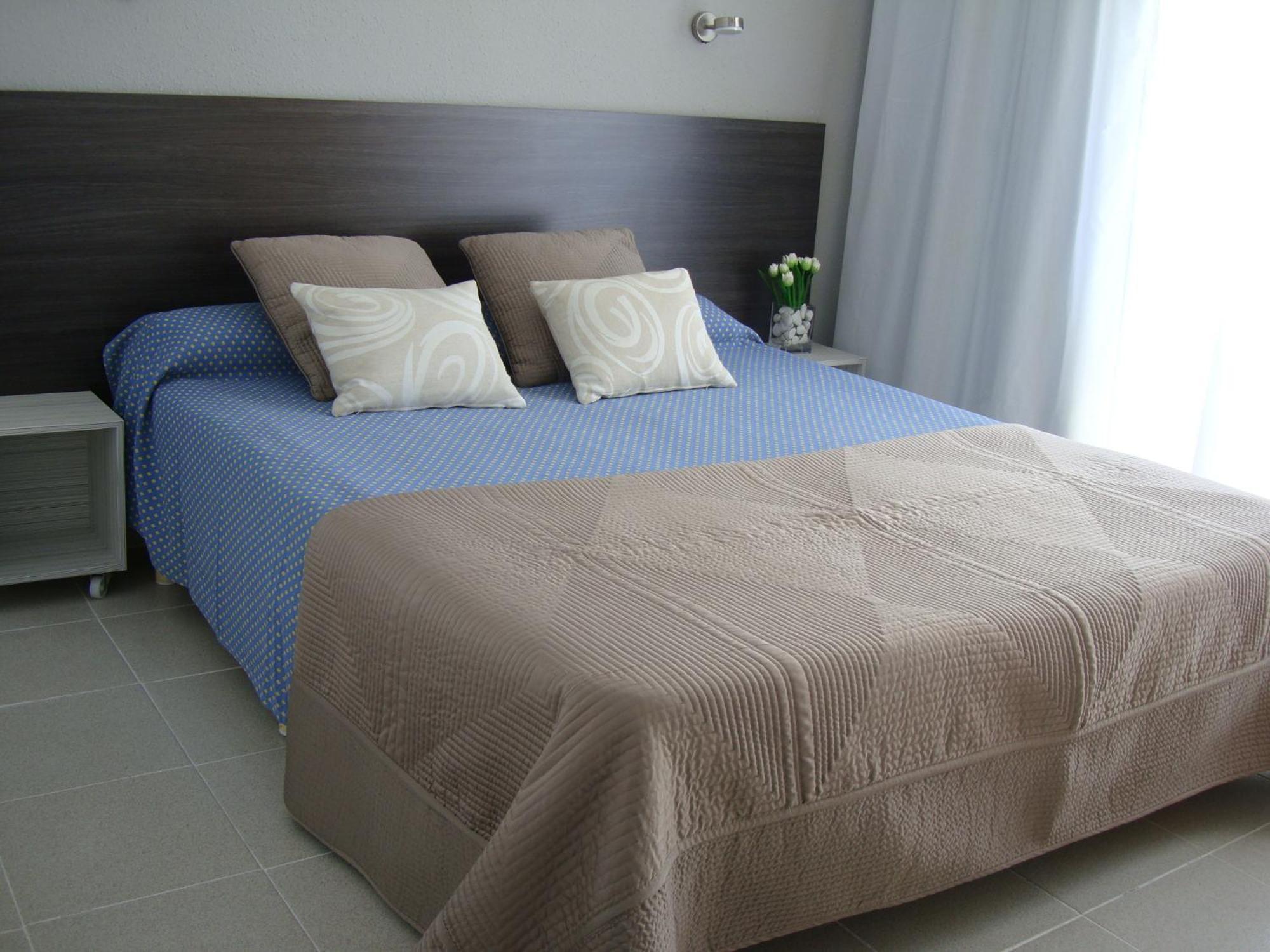 Hostal Tahiti Rs Salou Esterno foto