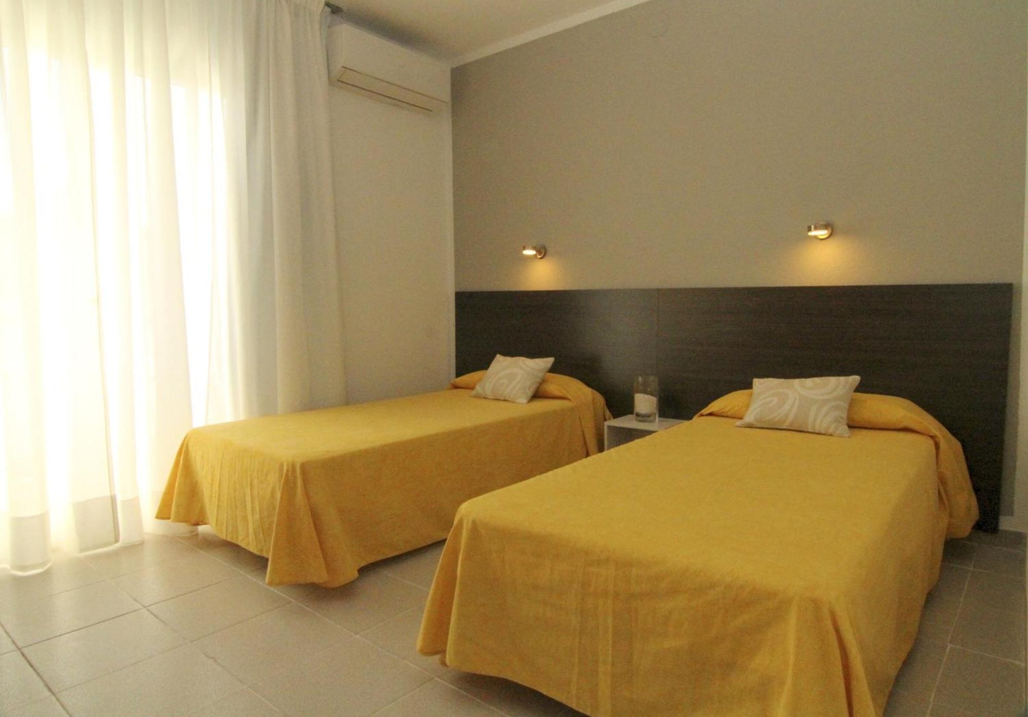 Hostal Tahiti Rs Salou Camera foto