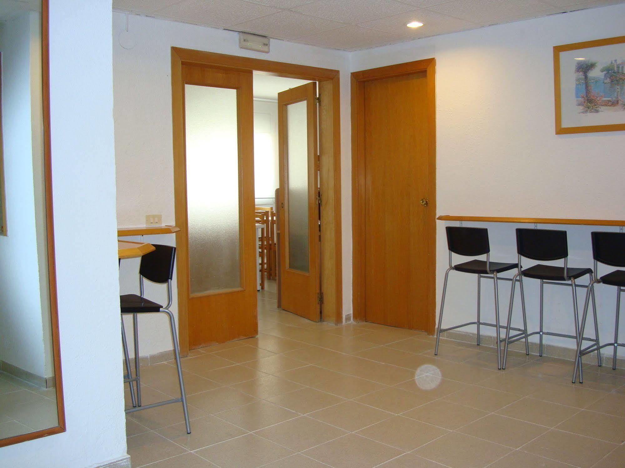 Hostal Tahiti Rs Salou Esterno foto